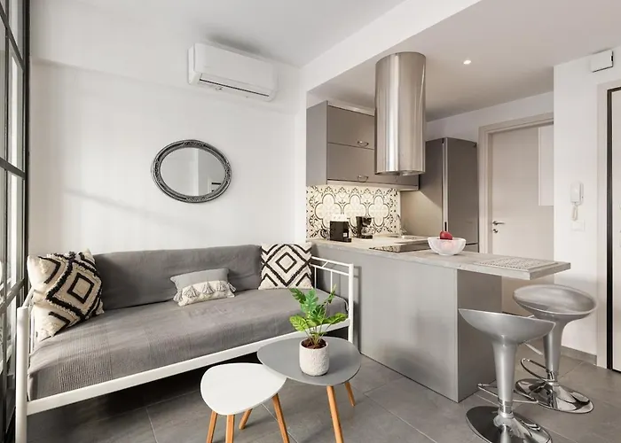 Innovative Cosy Intimate In Ladadika Tessalónica