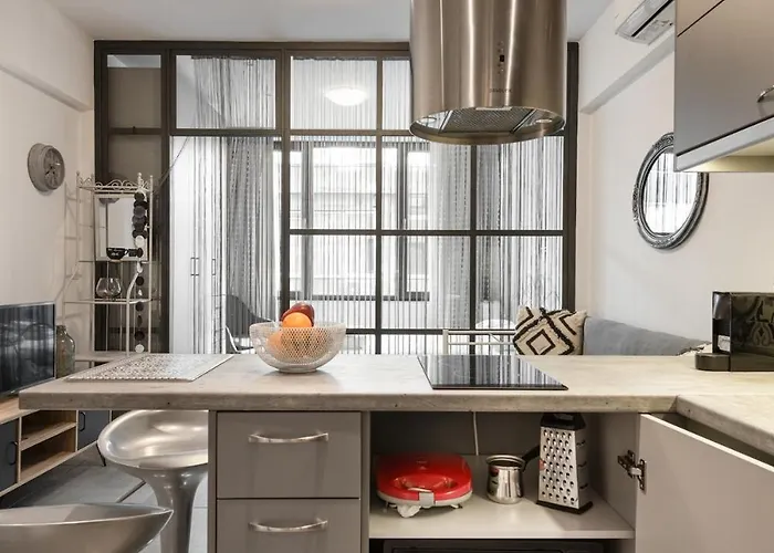 Innovative Cosy Intimate In Ladadika Salonic