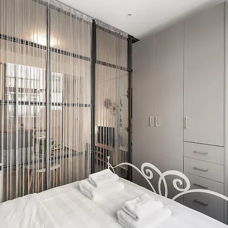 Apartman Innovative Cosy Intimate In Ladadika